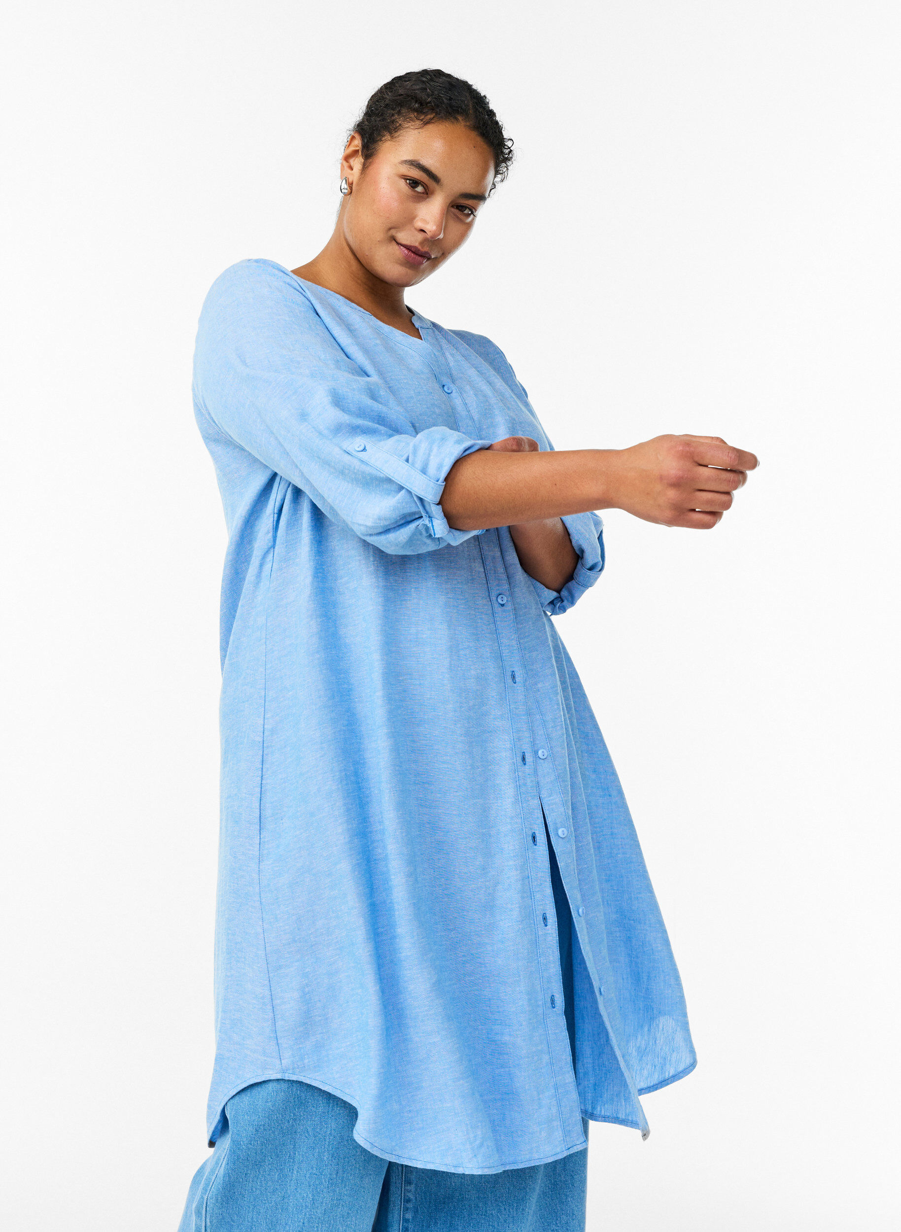 ZizziLang skjorte i lin og viskose, Bl&aring;, Model image number 3