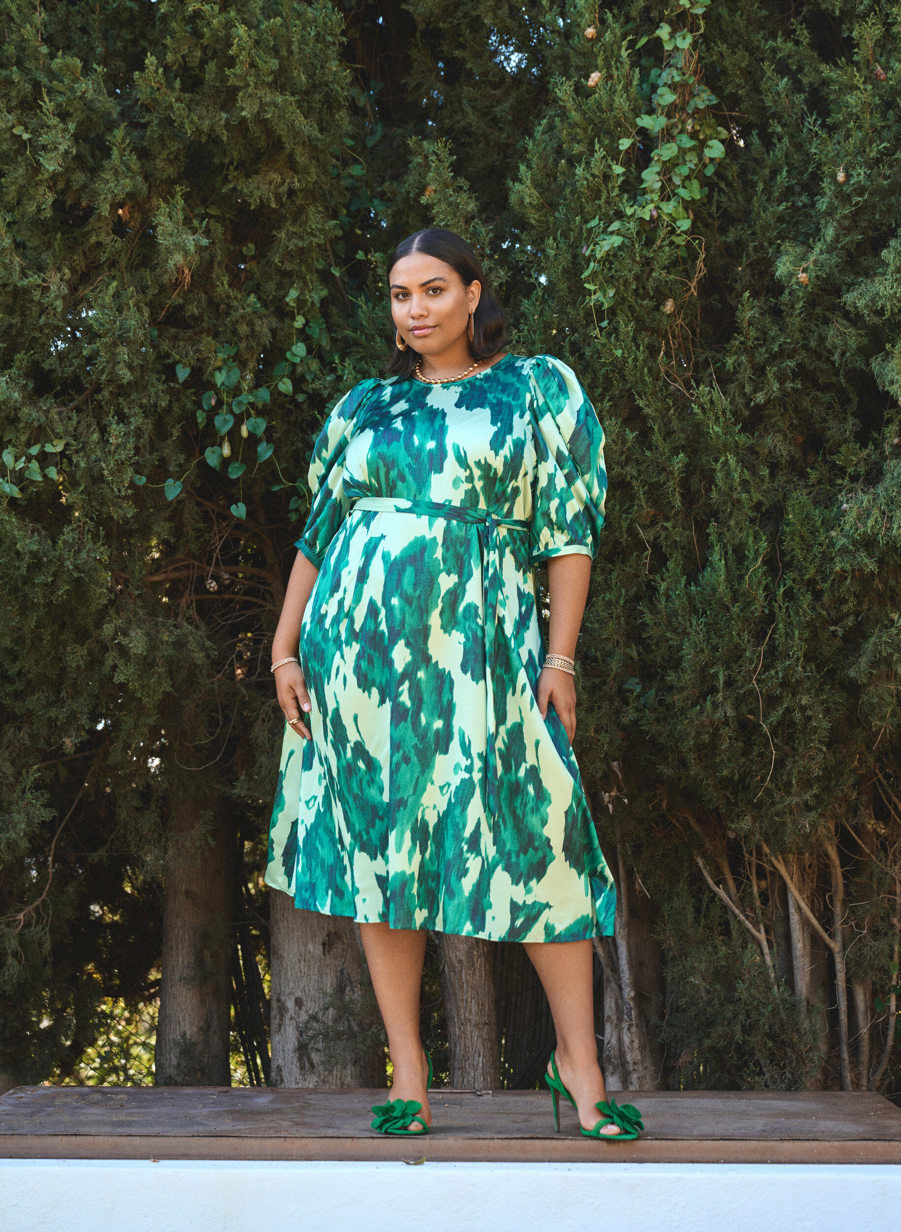 Zizzi Kortermet festkjole med knytebelte, Gr&oslash;nn, Image image number 0