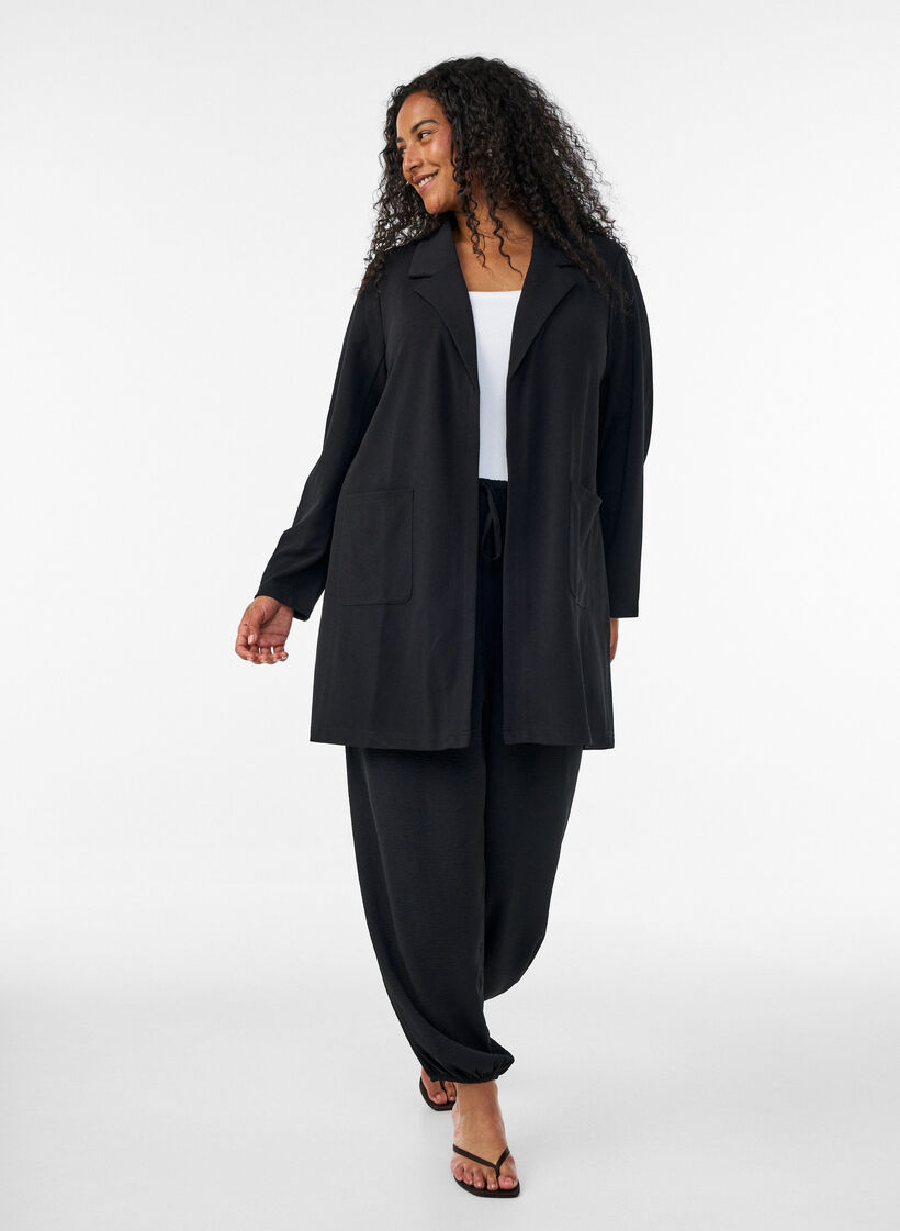 Lang blazer med lommer, Svart, Model image number 1