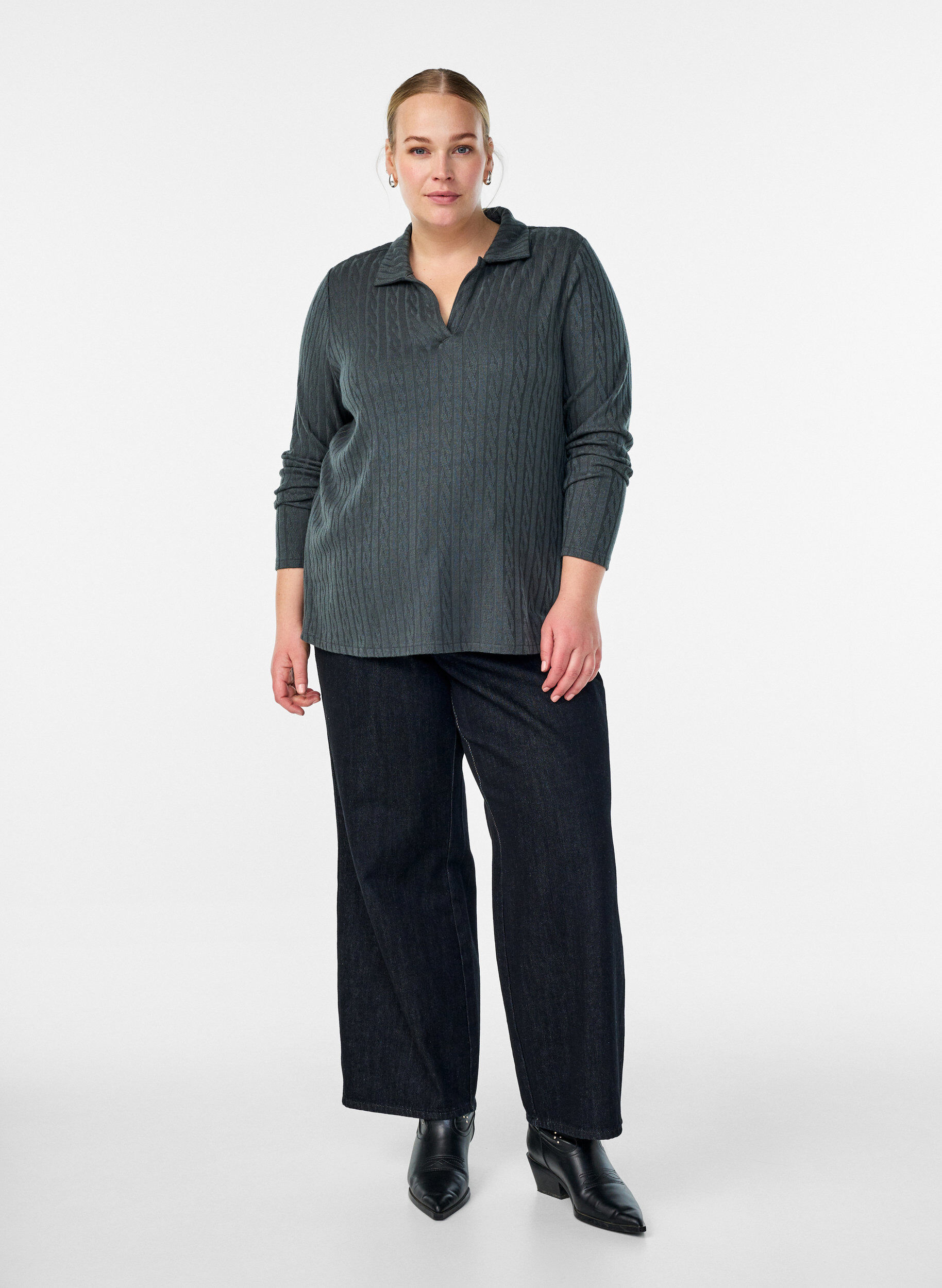 Zizzi Strikkebluse med krage og flettem&oslash;nster, Gr&oslash;nn, Model image number 1