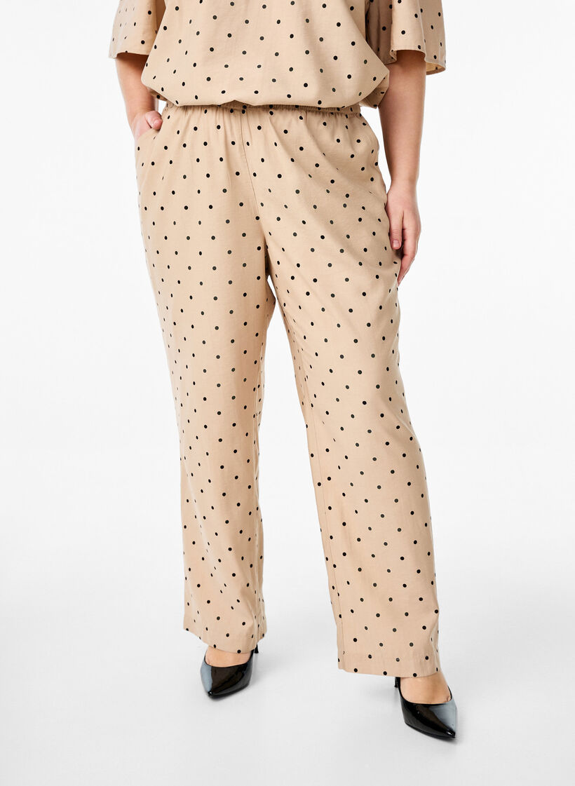 Bukser med polkadotter og straight fit ben, Doeskin w. dot AOP, Model