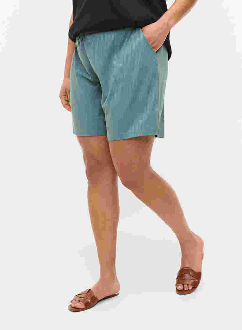 Shorts i et ribbet materiale med lommer, Goblin Blue, Model image number 2
