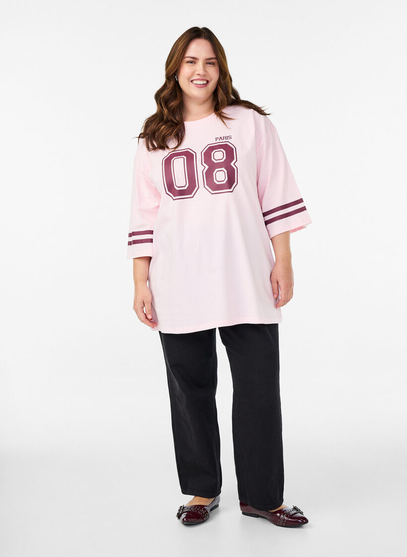Oversized college T-skjorte med 3/4 ermer, Rosa, Model image number 1