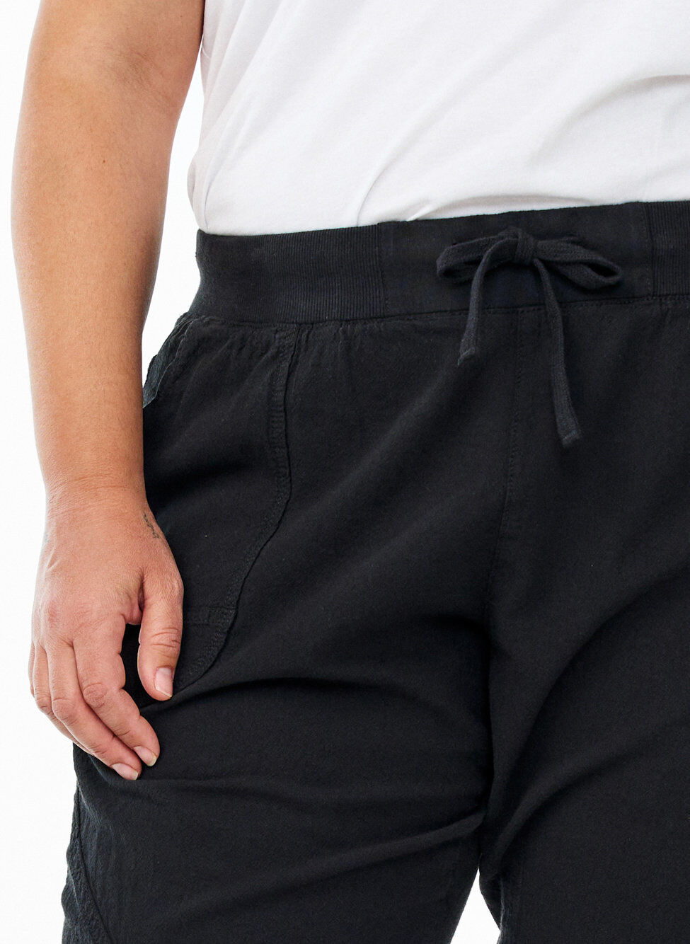 ZizziCapribukser i bomull, Svart, Model image number 3