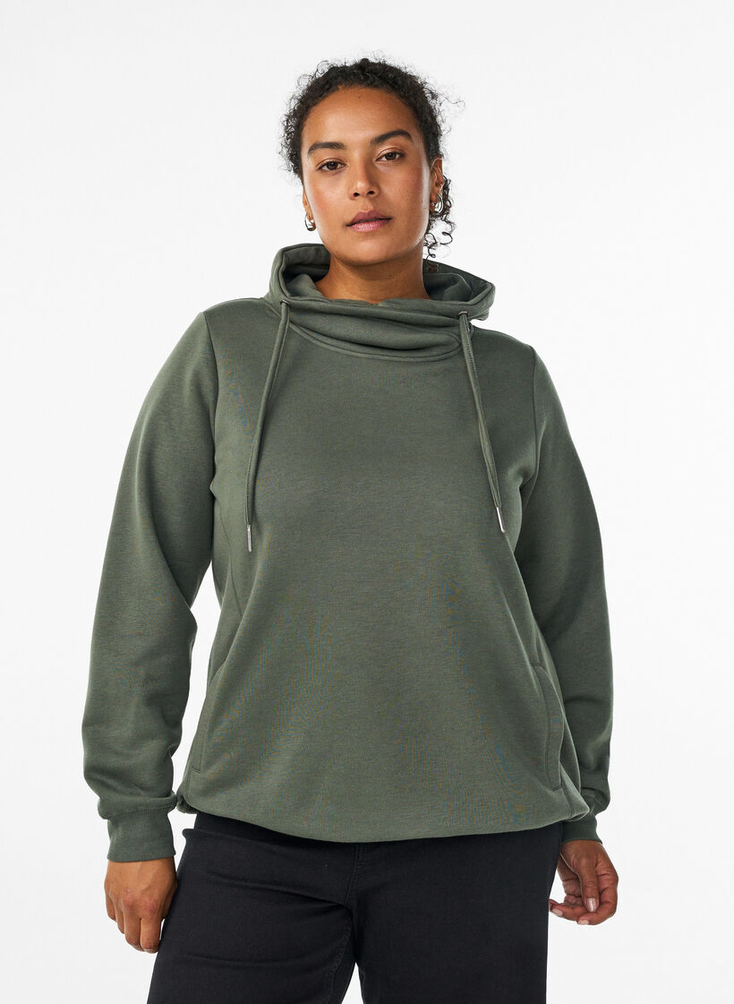Genser med h&oslash;y hals og lommer, Gr&oslash;nn, Model image number 0