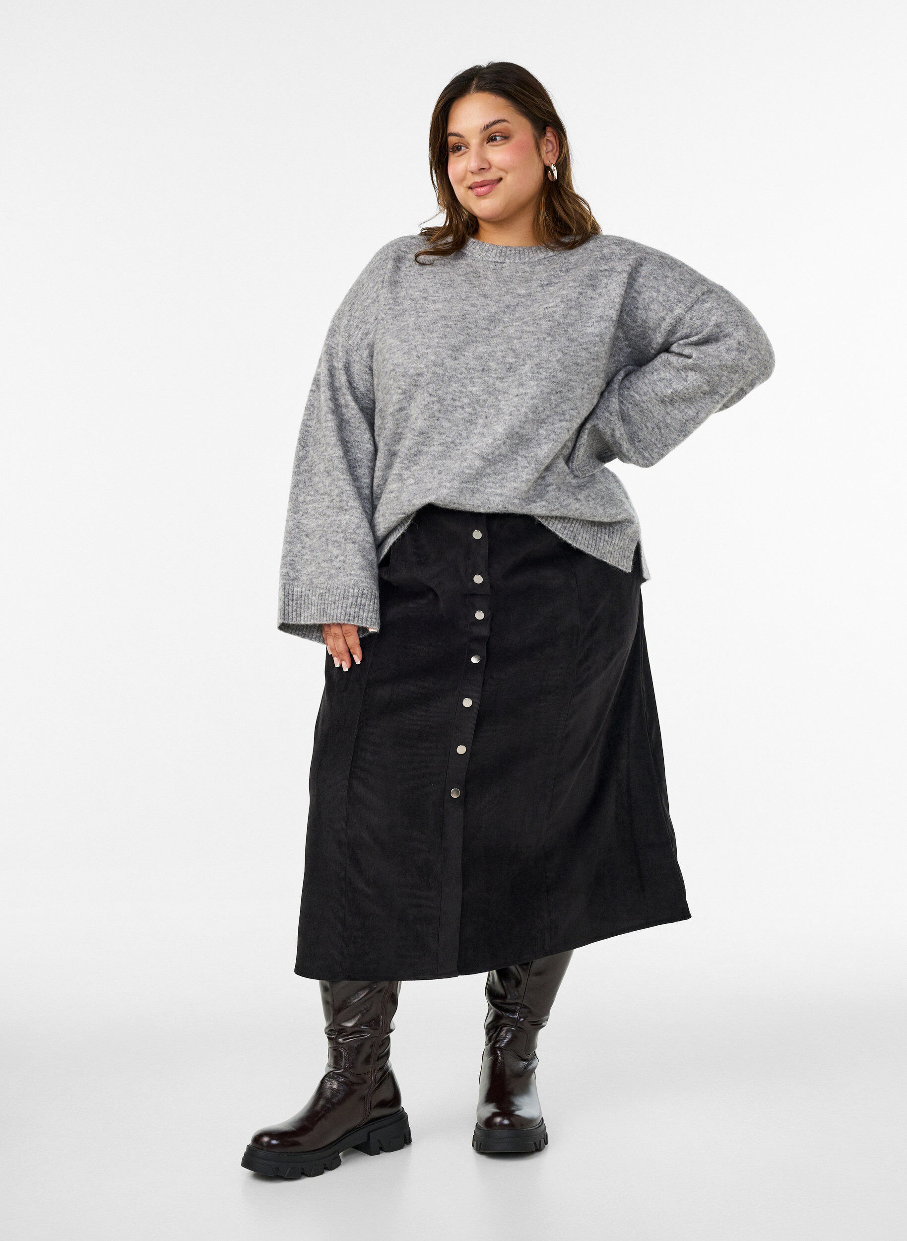 A-formet kordfl&oslash;yelskj&oslash;rt med knapper, Svart, Model