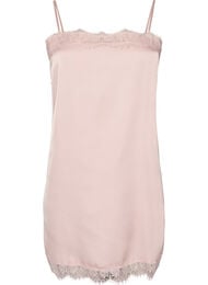 Lang satintopp med blonder i kantene, Rosa