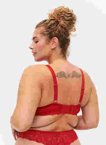 Vattert BH med blonder og string, Red Ass., Model image number 1