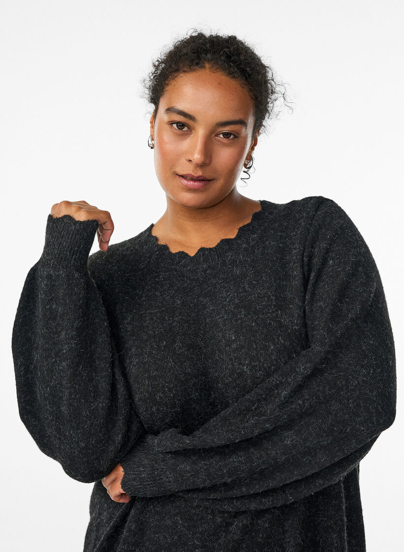 Kort strikket kjole med b&oslash;lget fold og splitt, Gr&aring;, Model image number 2