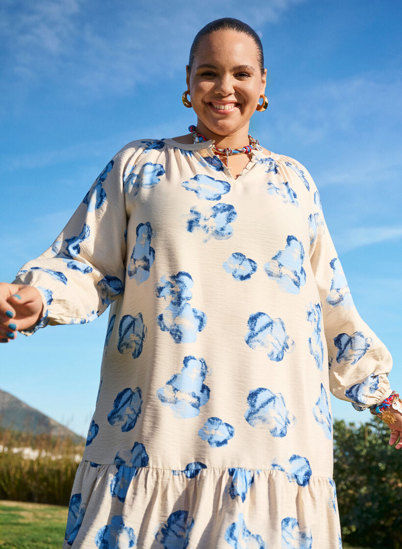 Knelang kjole med lange ermer og A-linje snitt, Off White Blue AOP, Image