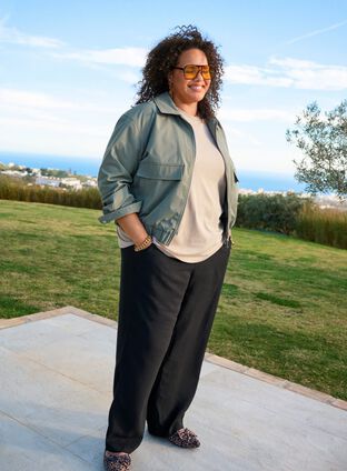 Zizzi T-skjorte med trykk, , Model