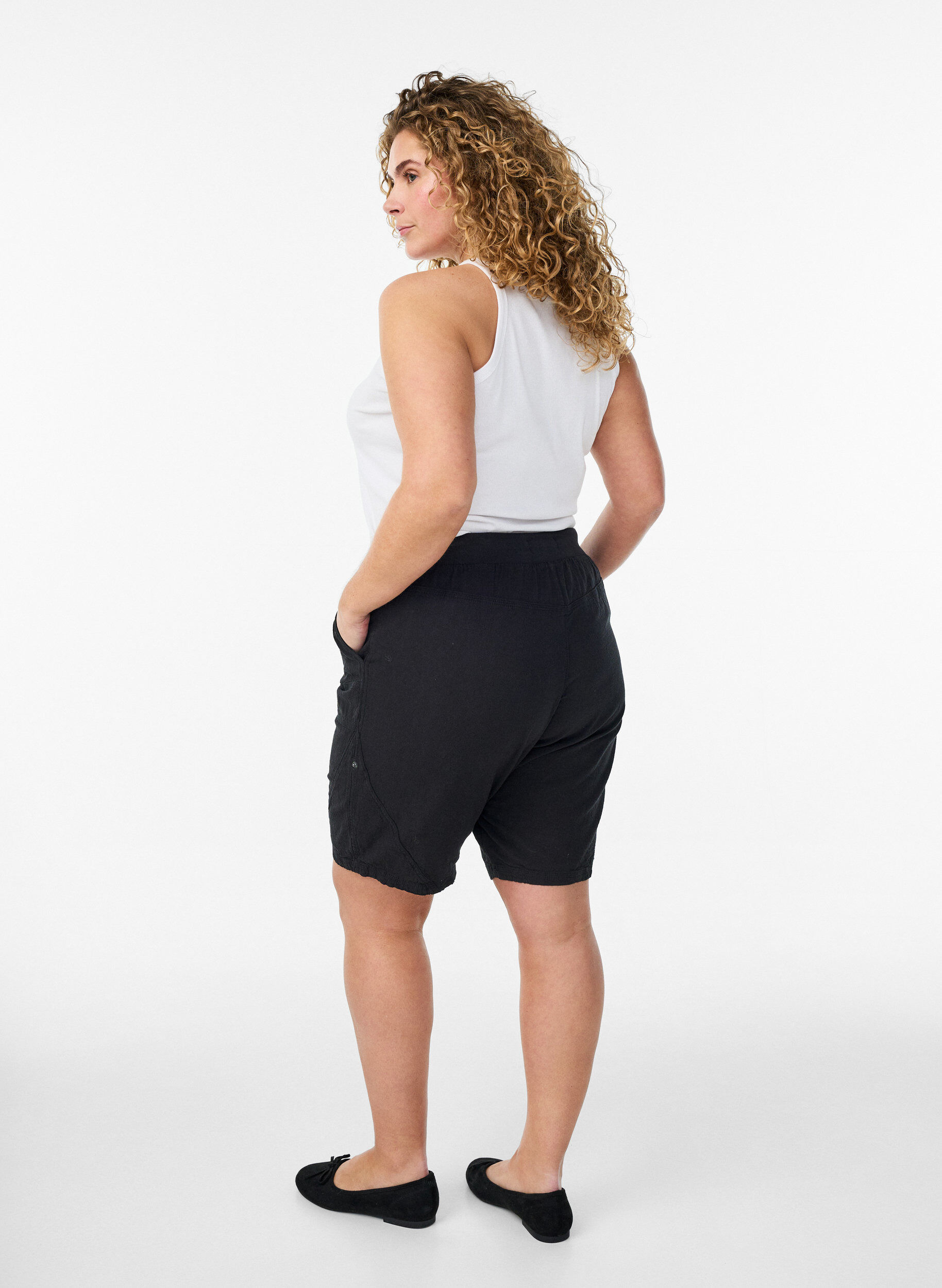 ZizziL&oslash;s shorts av bomull med lommer, Svart, Model image number 2