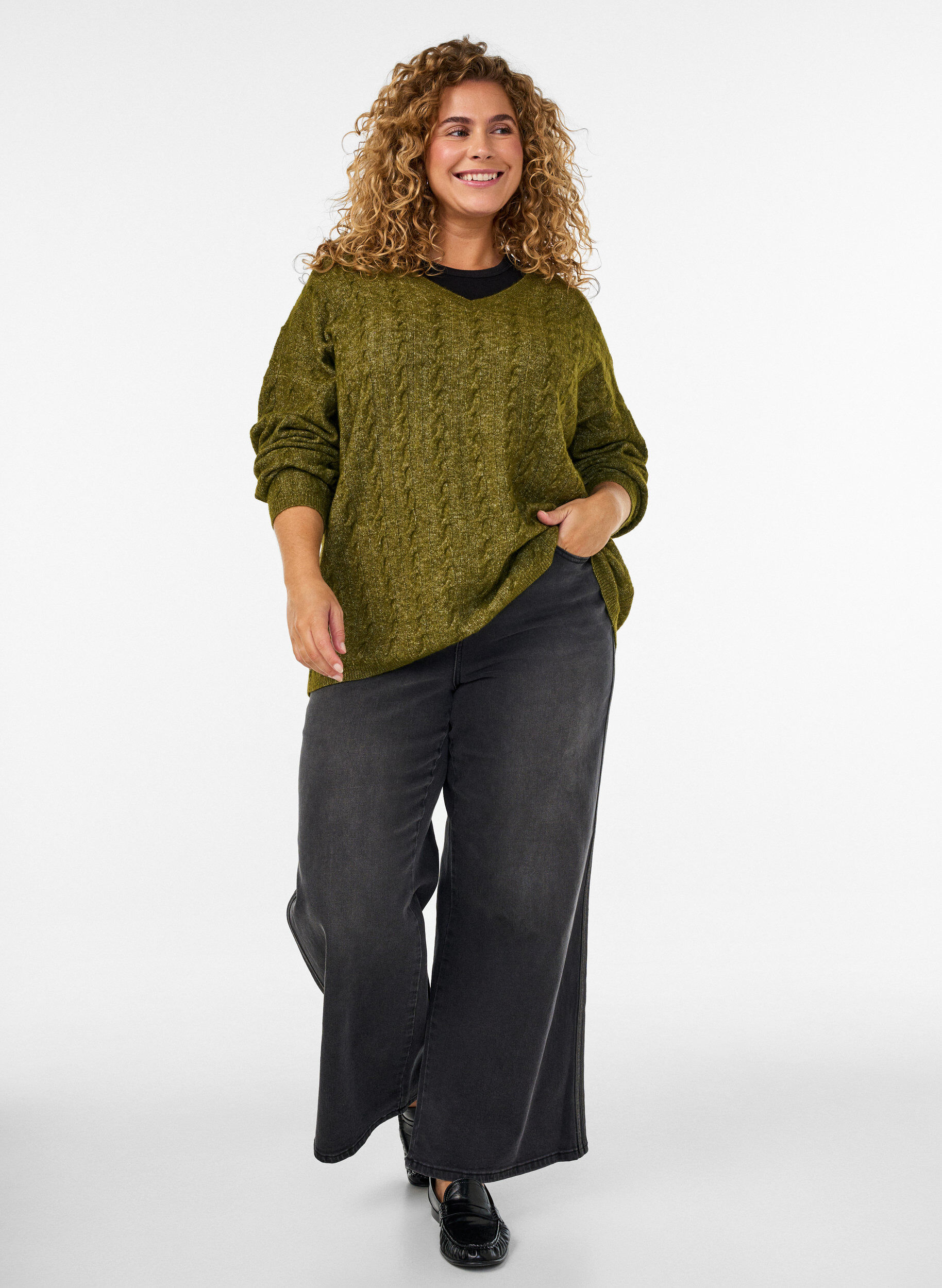 ZizziStrikket bluse med flettestrikk og V-hals, Gr&oslash;nn, Model image number 1