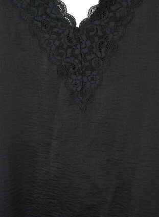 Topp med blonder og kryssdetaljer, Black, Packshot image number 2