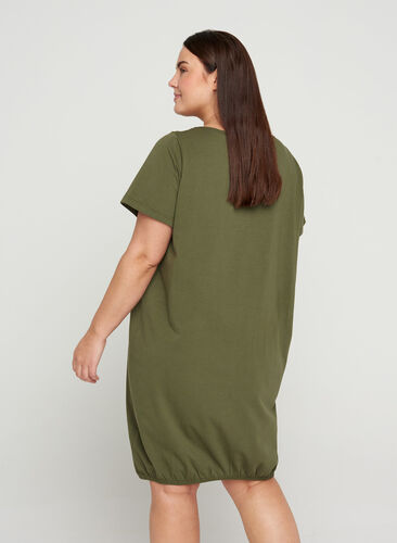 Short-sleeved dress in cotton, Ivy Green, Model image number 1