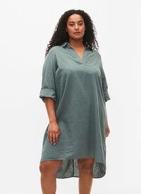 Kjole med V-hals og krage, Balsam Green, Model