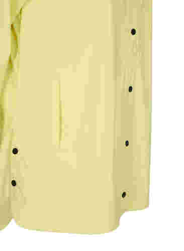 Regnjakke med hette og lommer, Pale Banana, Packshot image number 3