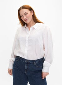 Langermet skjorte i Tencel ™ Modal, Bright White, Model
