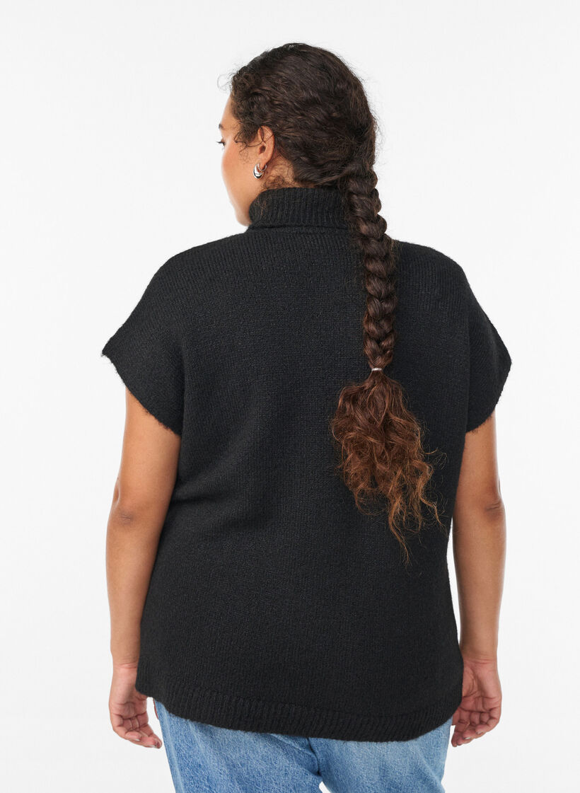 Ermeløs strikket vest med høy hals, Svart, Model image number 2