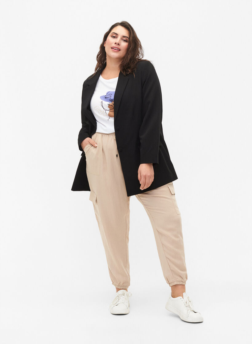 Klassisk blazer med knappelukking, Black, Model image number 2