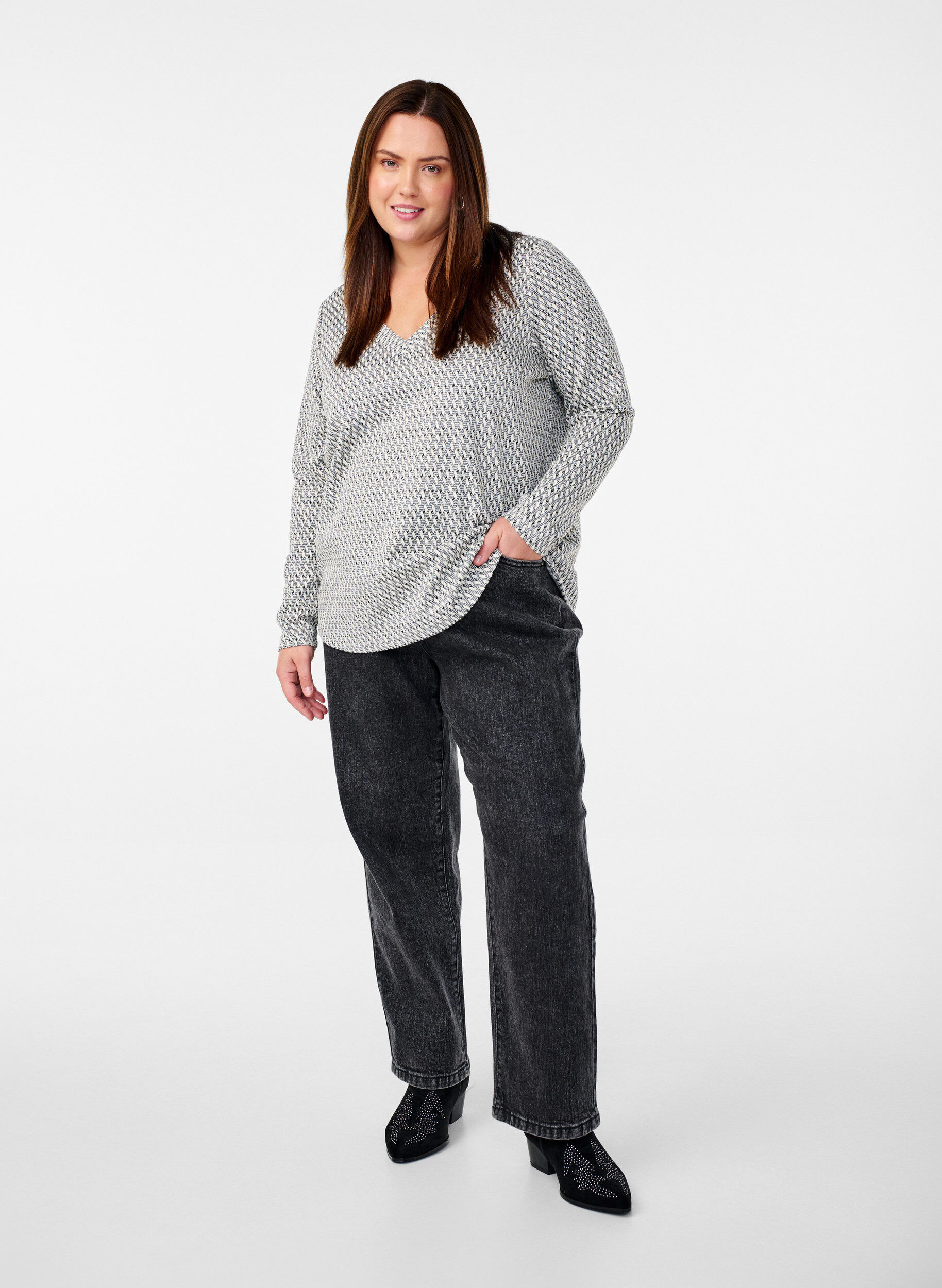 Zizzi Bluse med m&oslash;nstret tekstur og glittertr&aring;d, Gr&aring;, Model image number 1