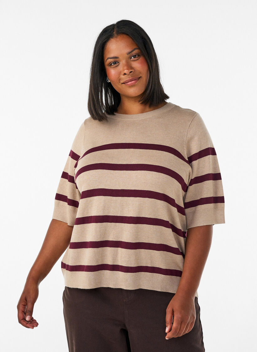 Stripete strikketopp med korte ermer, Beige, Model image number 0