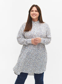 Prikket viskosekjole med knapper, Blue Dot AOP, Model