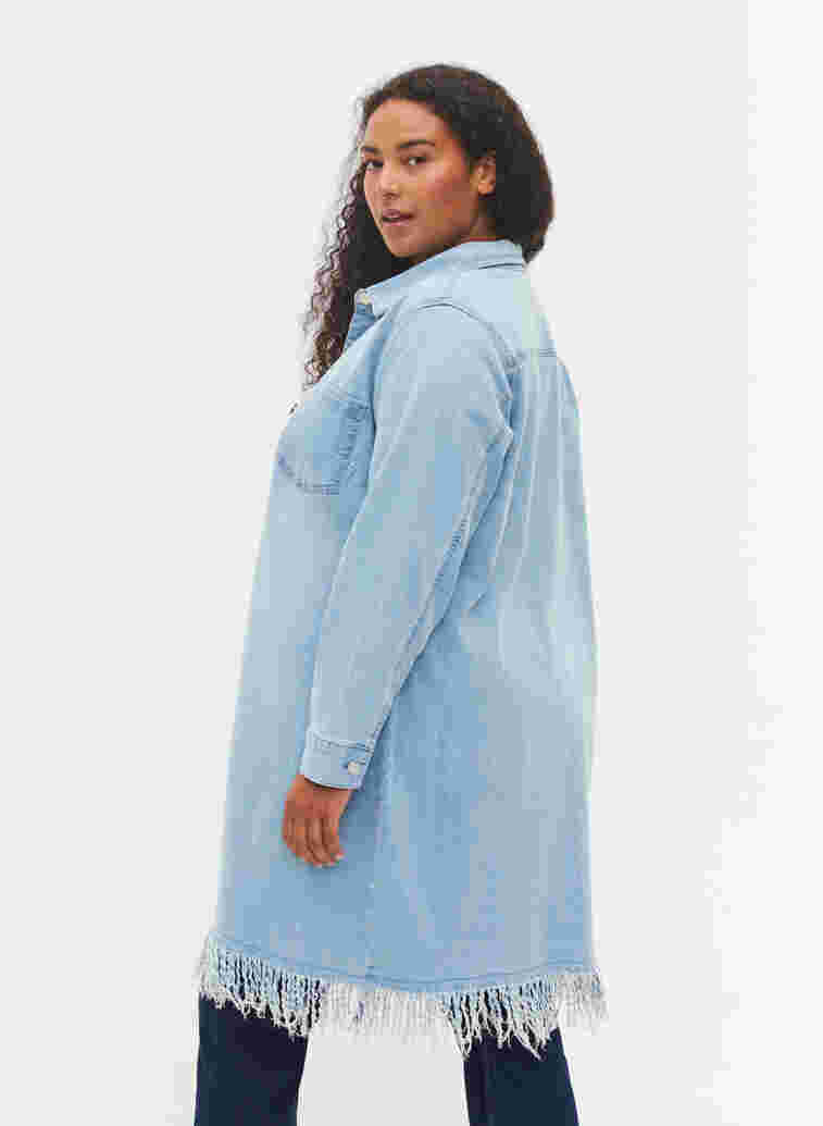 Denimkjole med frynser og knapper, Light blue denim, Model