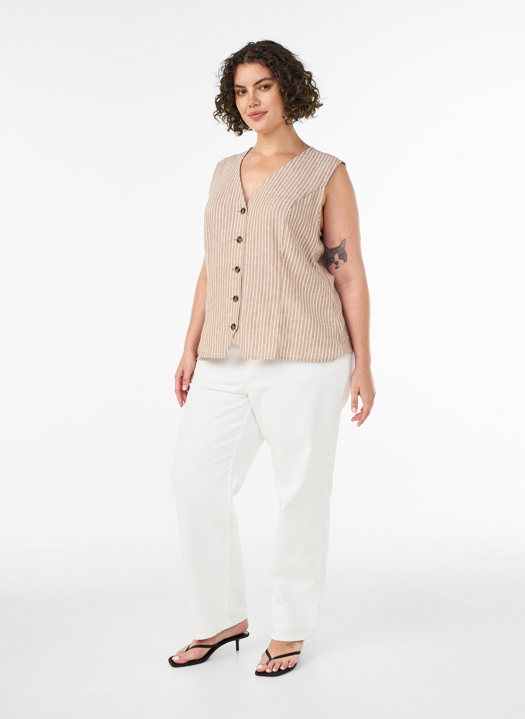 ZizziStripete vest i lin og viskose, Beige, Model image number 1