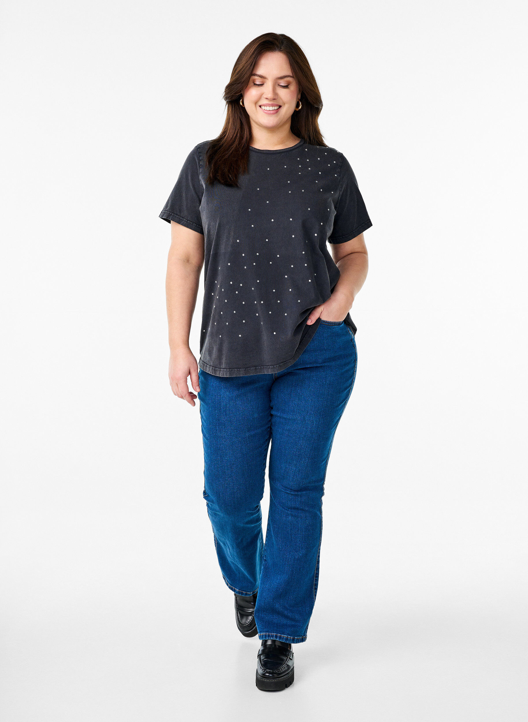 Zizzi T-skjorte i &oslash;kologisk bomull med et kult trykk, Gr&aring;, Model image number 1