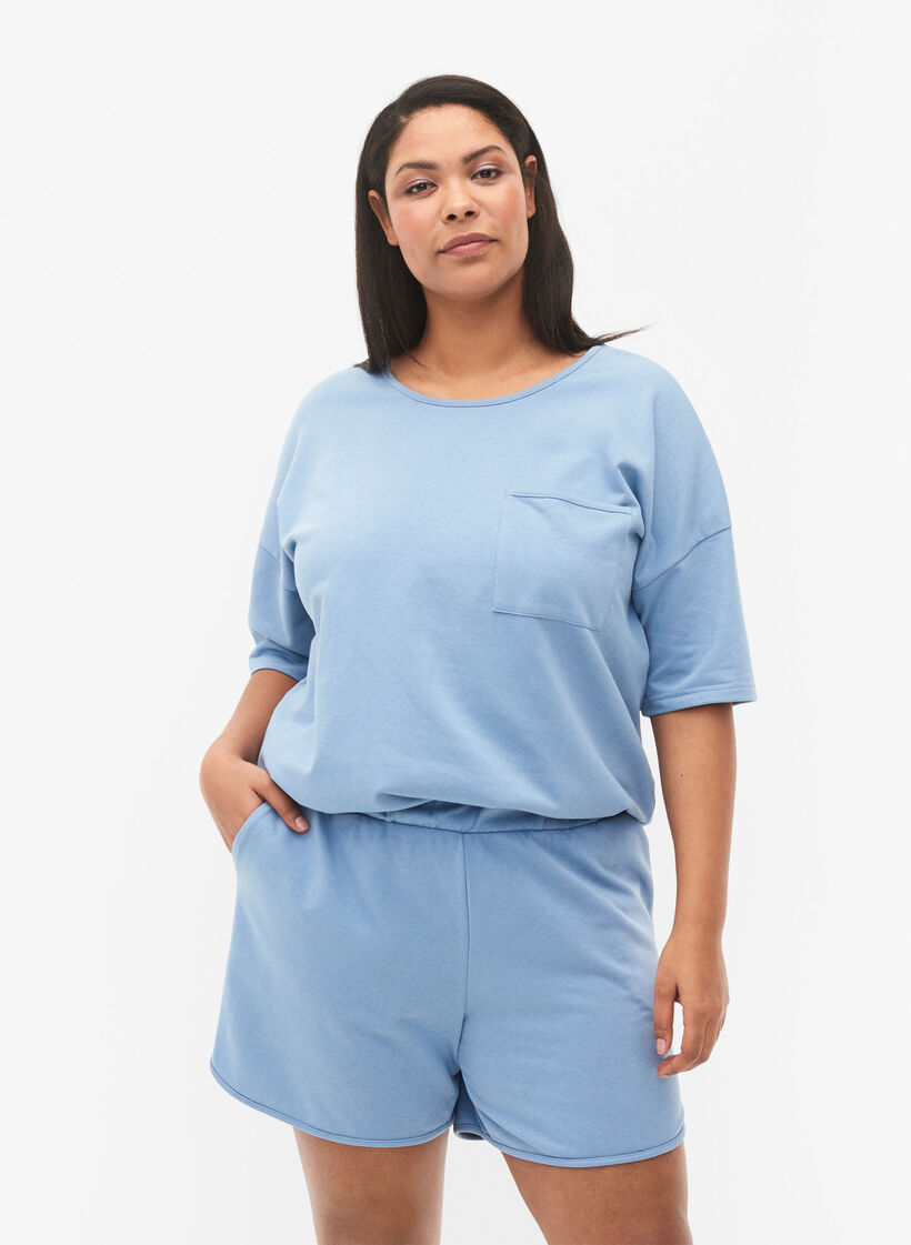 Ensfargede joggeshorts med lommer, Faded Denim, Model image number 0