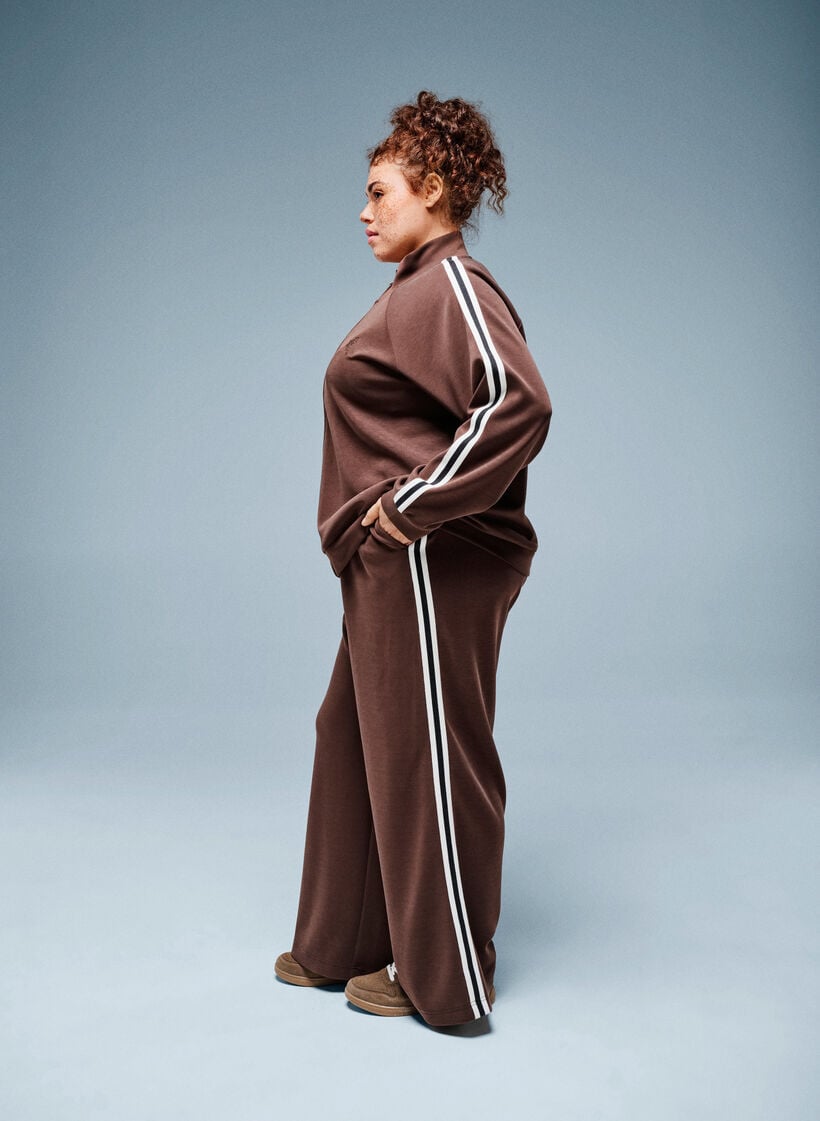 L&oslash;se treningbukser med h&oslash;y midje og stripedetaljer, Brun, Image image number 0