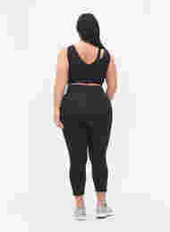 Tettsittende capribukser til trening, Black, Model
