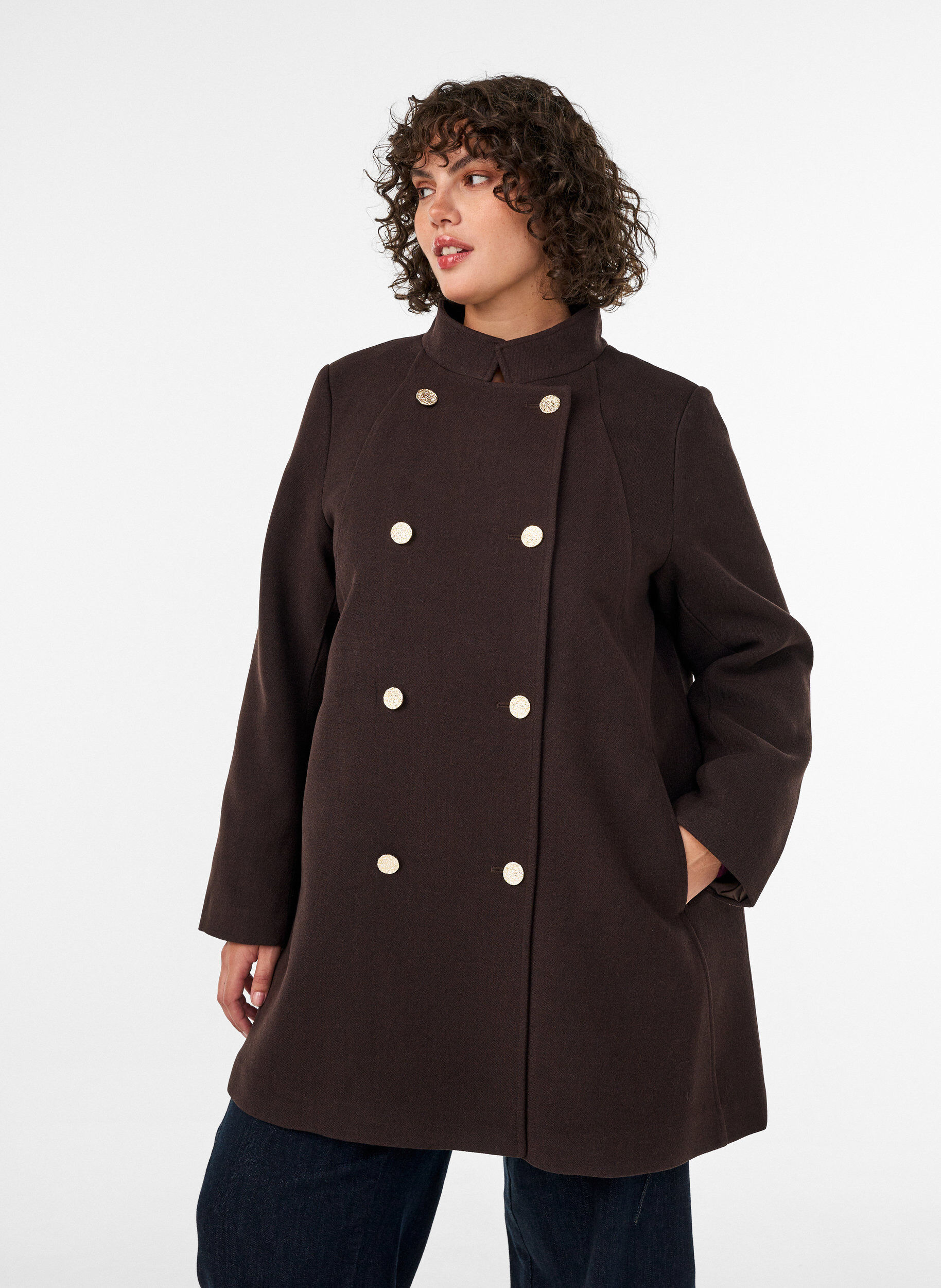 A-line k&aring;pe med gullknapper, Brun, Model