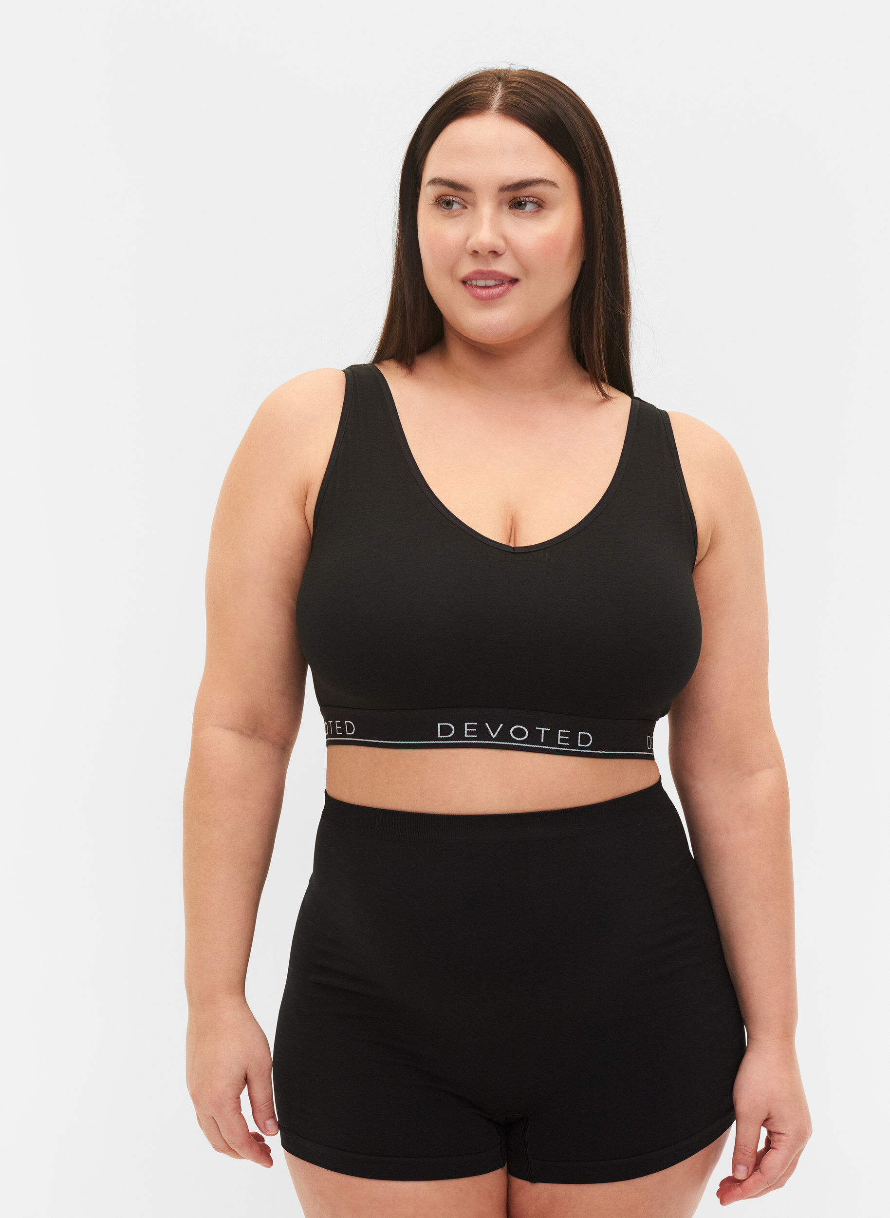 Zizzi Bomulls-bh med V-hals og teksttrykk, Svart, Model image number 1