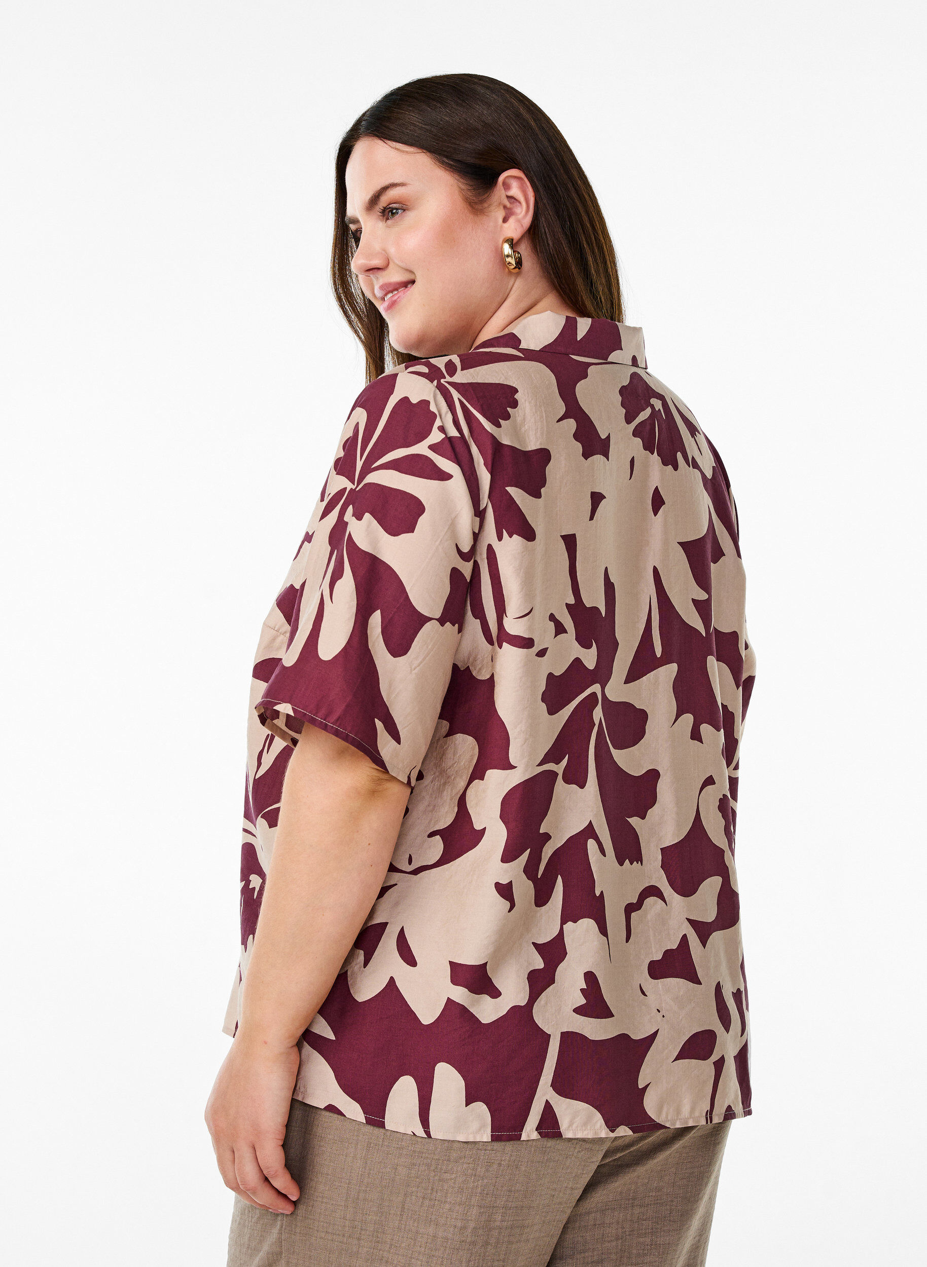 Zizzi Skjorte bluse med print og V-hals, R&oslash;d, Model image number 2