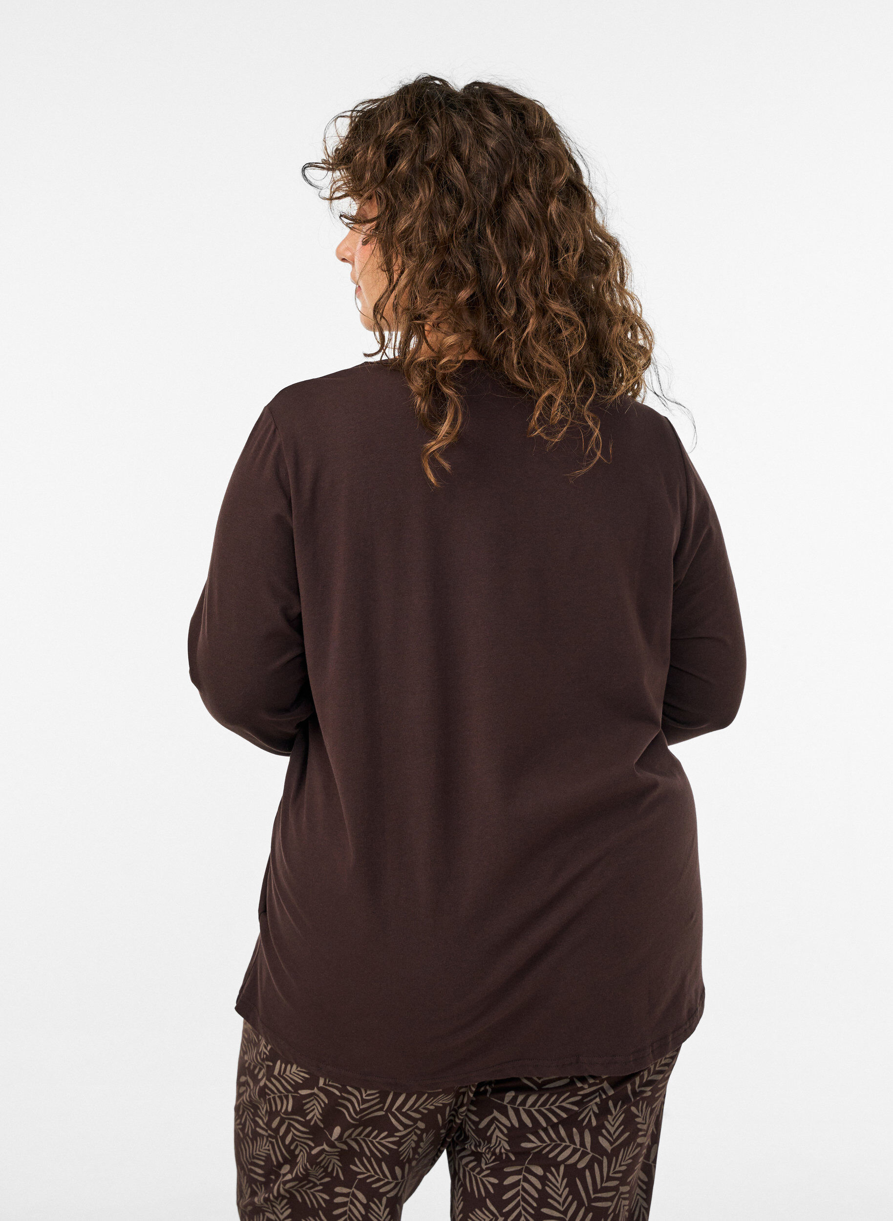 ZizziBomulls-pyjamatopp med hjertetrykk, Brun, Model image number 2