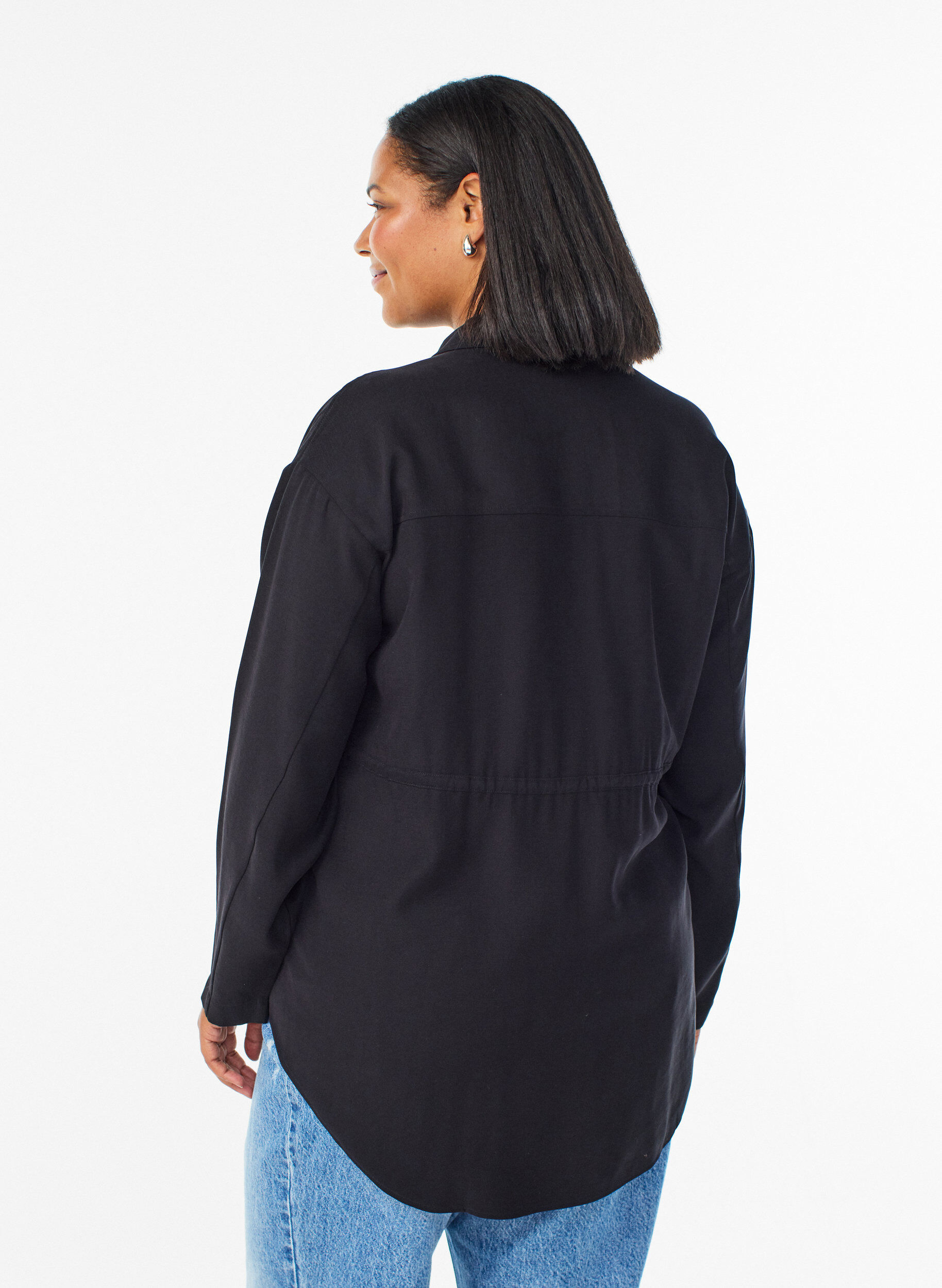 Zizzi Tunika med brystlommer og justerbar midje, Svart, Model image number 2