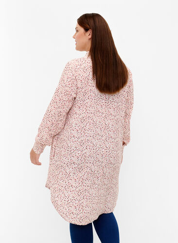 Prikket viskosekjole med knapper, Rose Dot AOP, Model image number 1