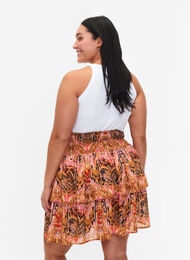 Skjørt med smock og mønster, Colorful Ethnic, Model