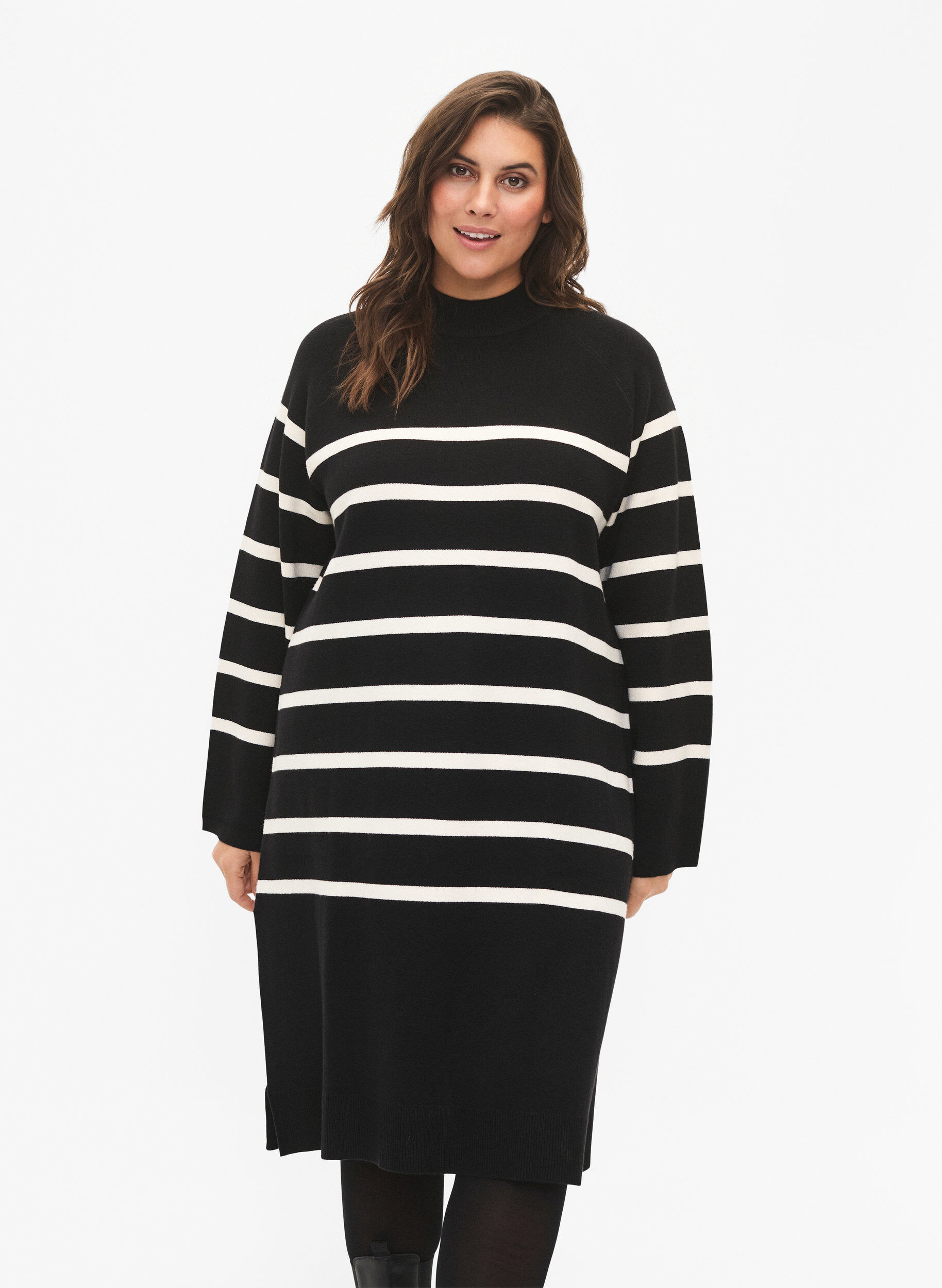 Zizzi Stripete strikket kjole med turtleneck, Black Comb, Model image number 0