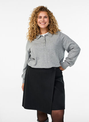 Zizzi Omslag miniskjørt med knappdetaljer, Black, Model image number 0