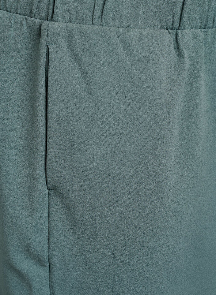 FLASH - Løstsittende shorts med lommer, Grønn, Packshot image number 2