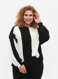 Stripet fargeblokk genser, Black w. Cloud D., Model