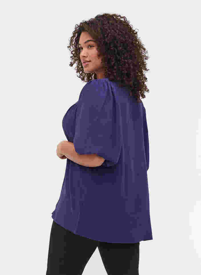 Ensfarget bluse med korte puffermer, Parachute Purple, Model image number 1