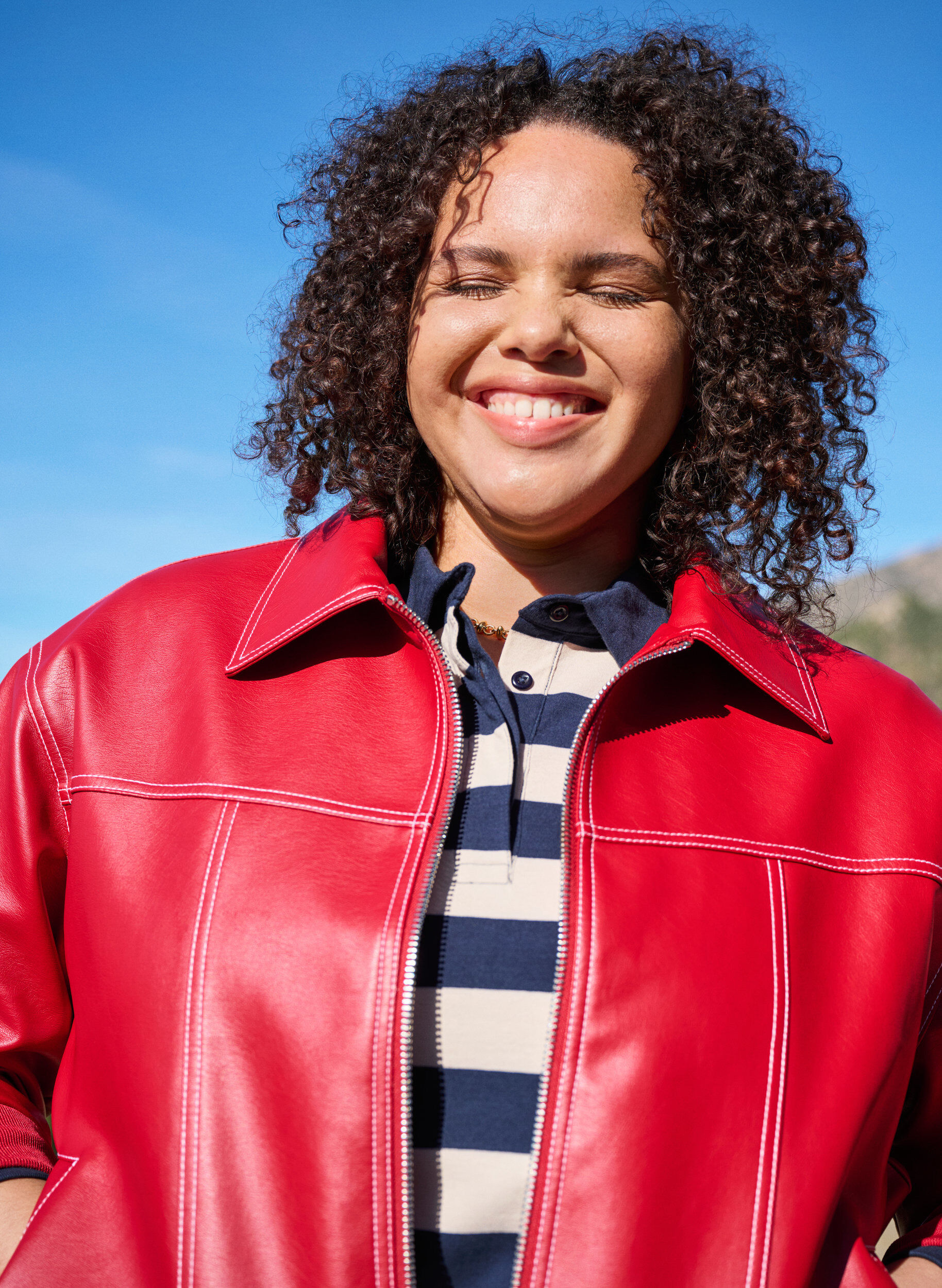 Zizzi Imitert skinnbomberjakke, Rhythmic Red, Image image number 0