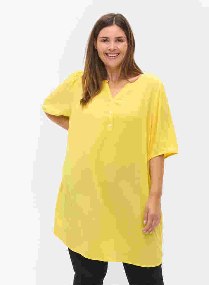 Viskosetunika med V-hals og knapper, Primrose Yellow, Model