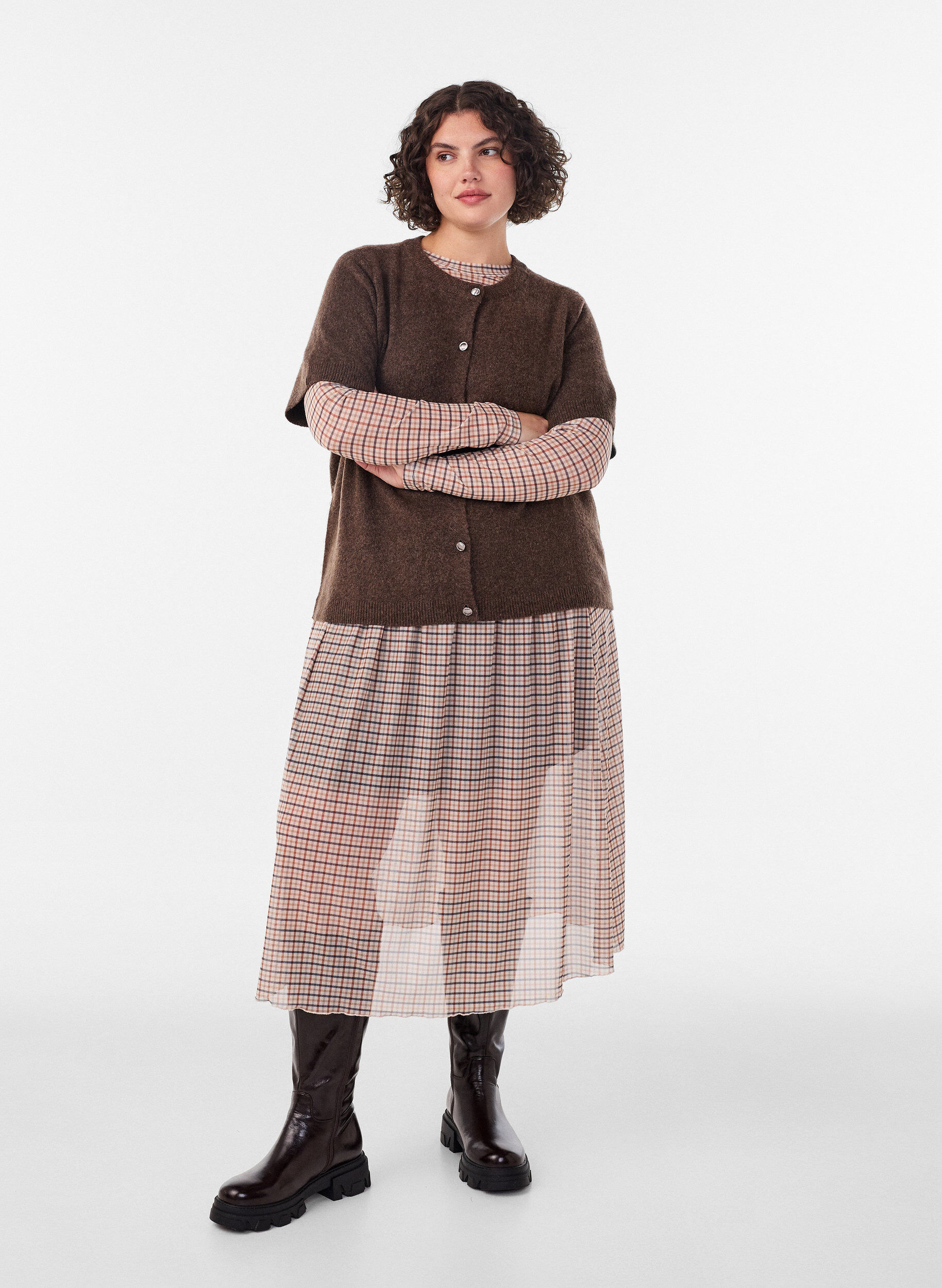 Rutete midiskj&oslash;rt i netting, Beige, Model