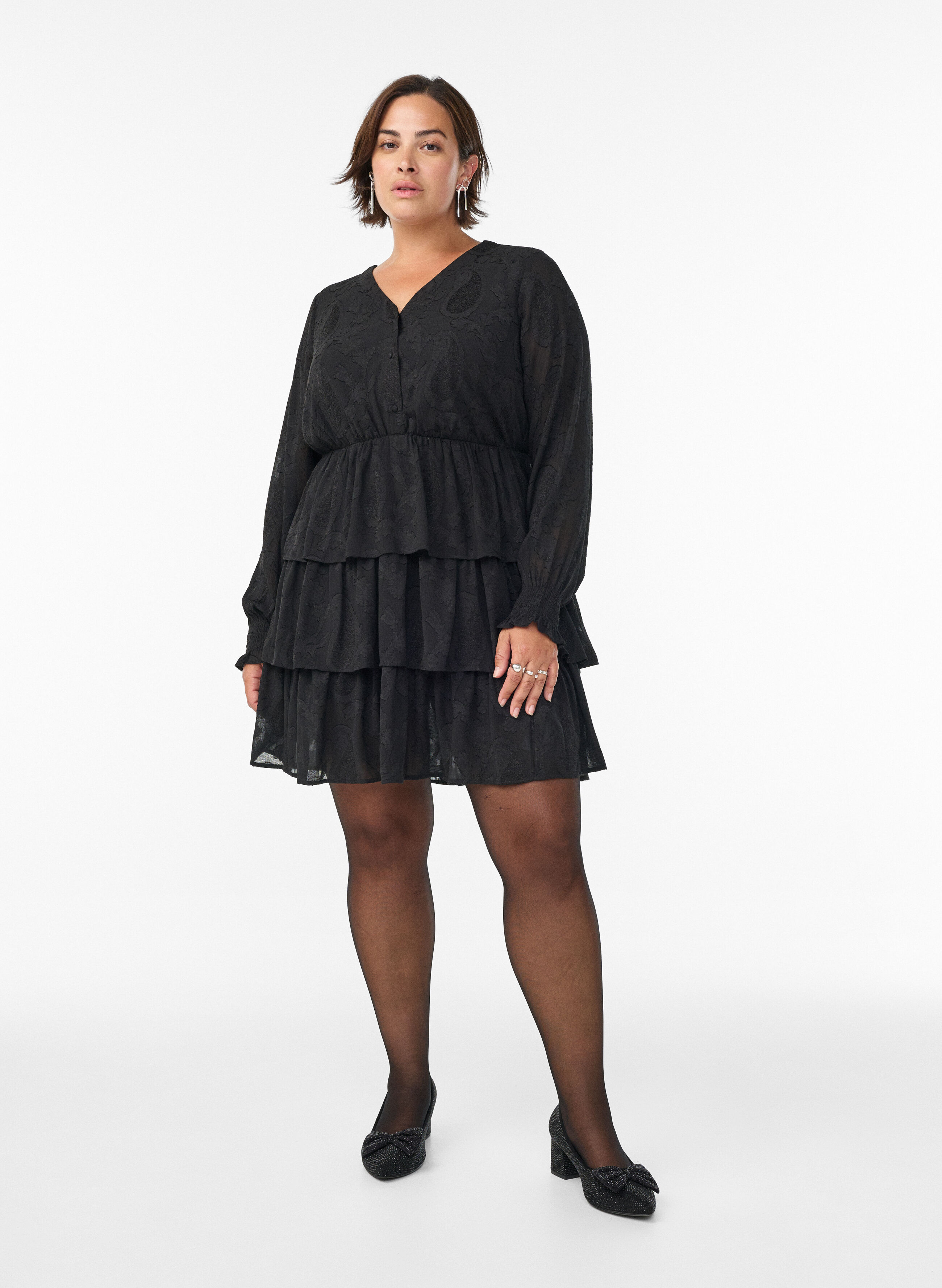 Zizzi Kjole med volanger, , Model