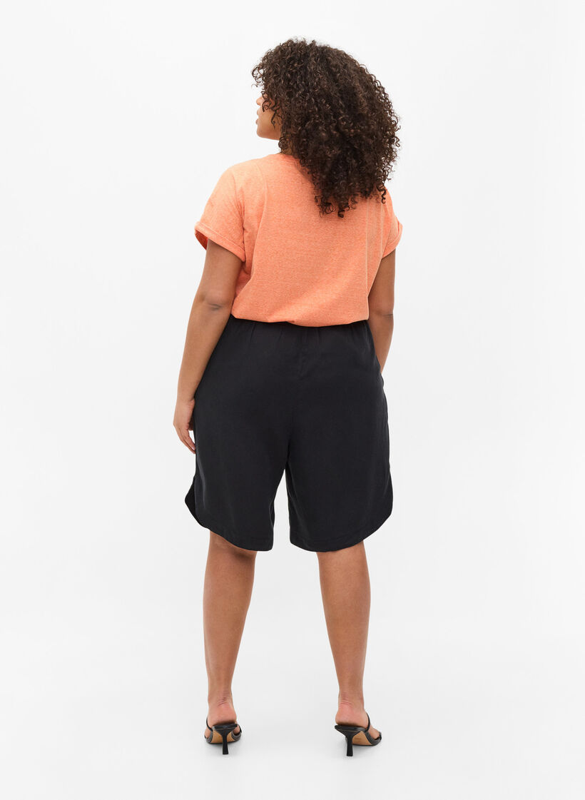 Løs bermudashorts med smock, Black, Model image number 0